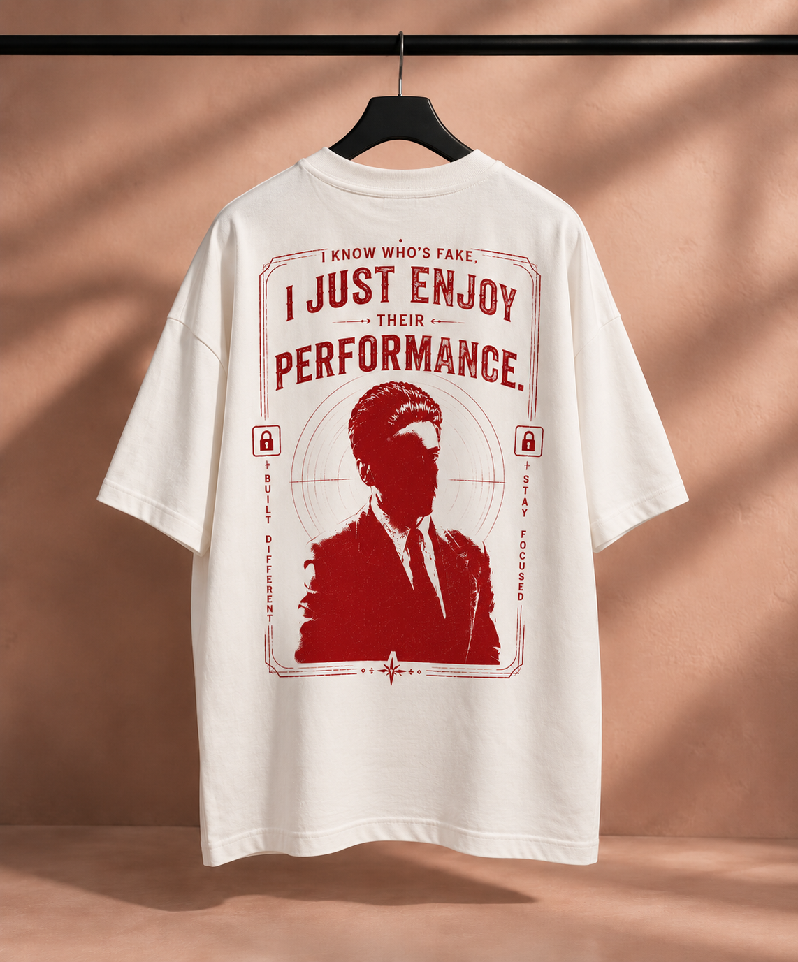 The Performance, rugprint in rood: I know whos fake, I just enjoy their performance